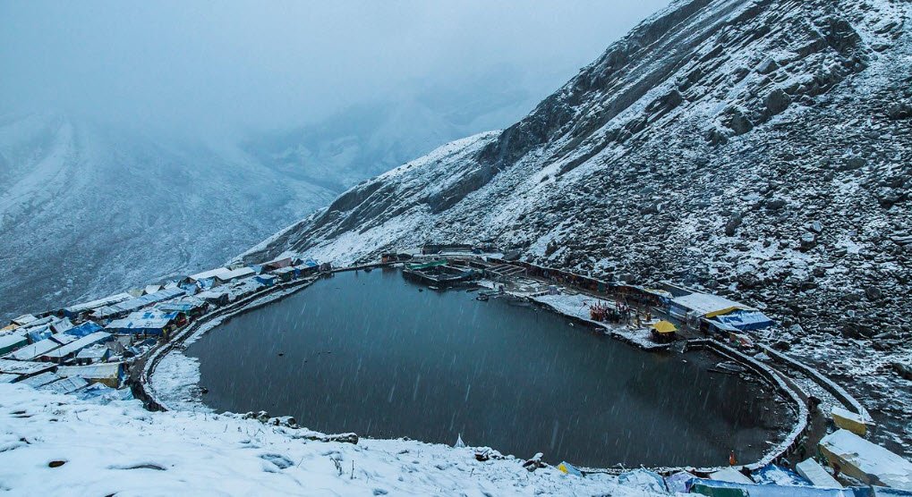 Manimahesh Lake
